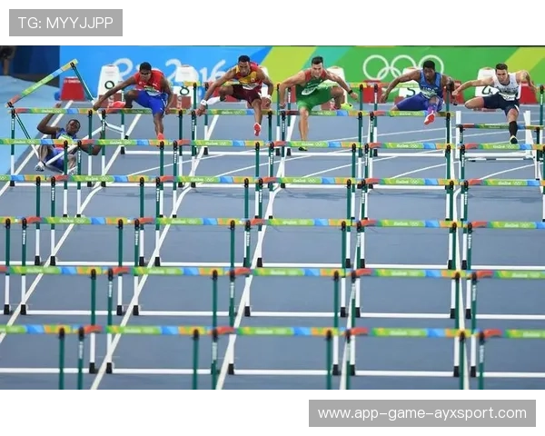 跨栏训练重点强化节奏保持，栏间速度提升