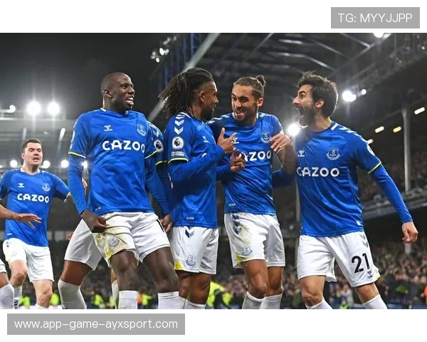 奥斯梅恩突破造险,那不勒斯主场奏凯