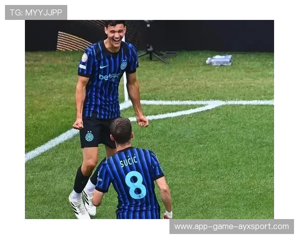 国际米兰锋线在比赛中表现极具侵略性 国际米兰锋线在比赛中表现极具侵略性