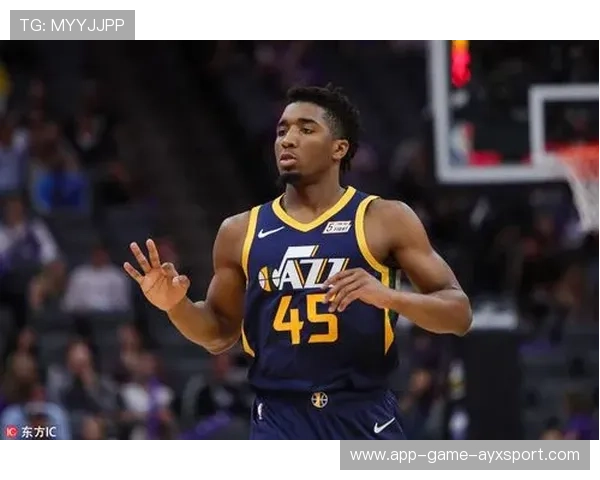 米切尔关键时段送出妙传,爵士稳固胜利果实